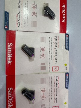 Sandusky Flash 128G, Flash memory